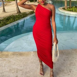 Norma Kamali Diana gown in red